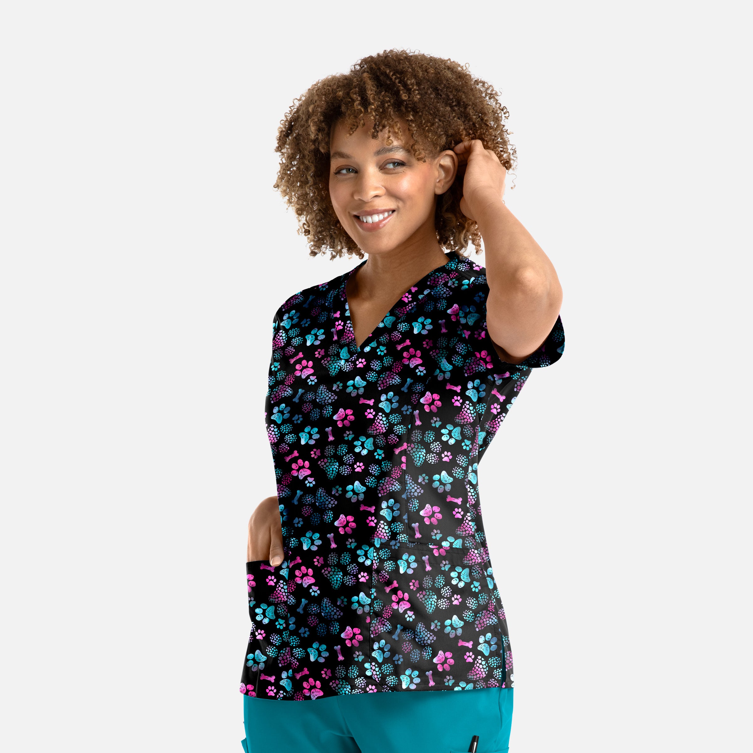 Maevn Prints 1767 Women’s V-Neck Print Top