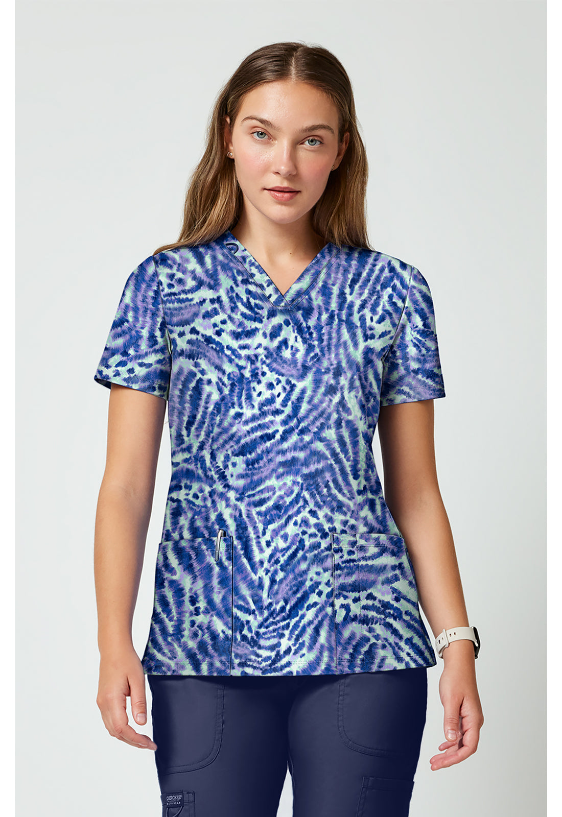 Cherokee Achieve Women's CK00010 2 Pocket Print Top