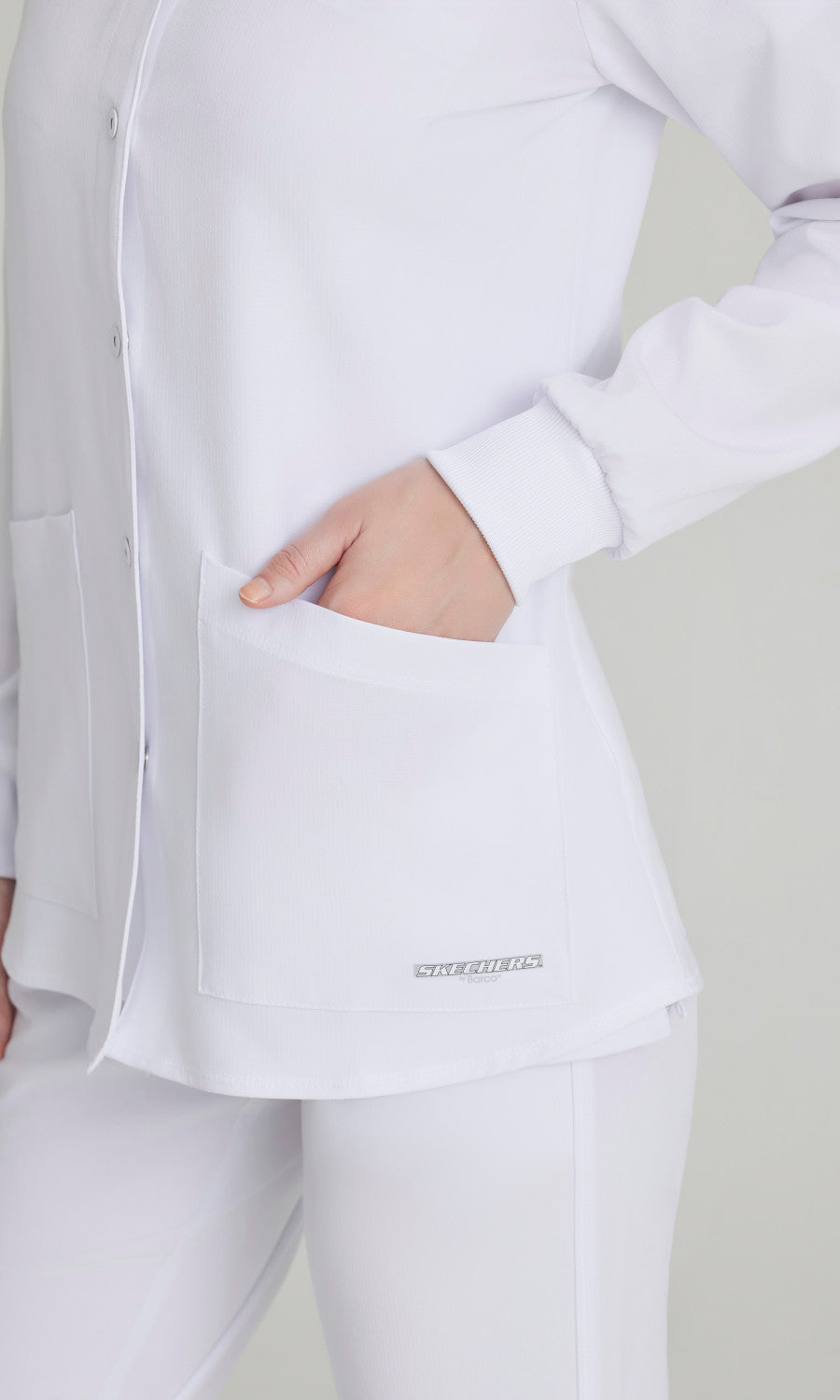 SK401 White Detail