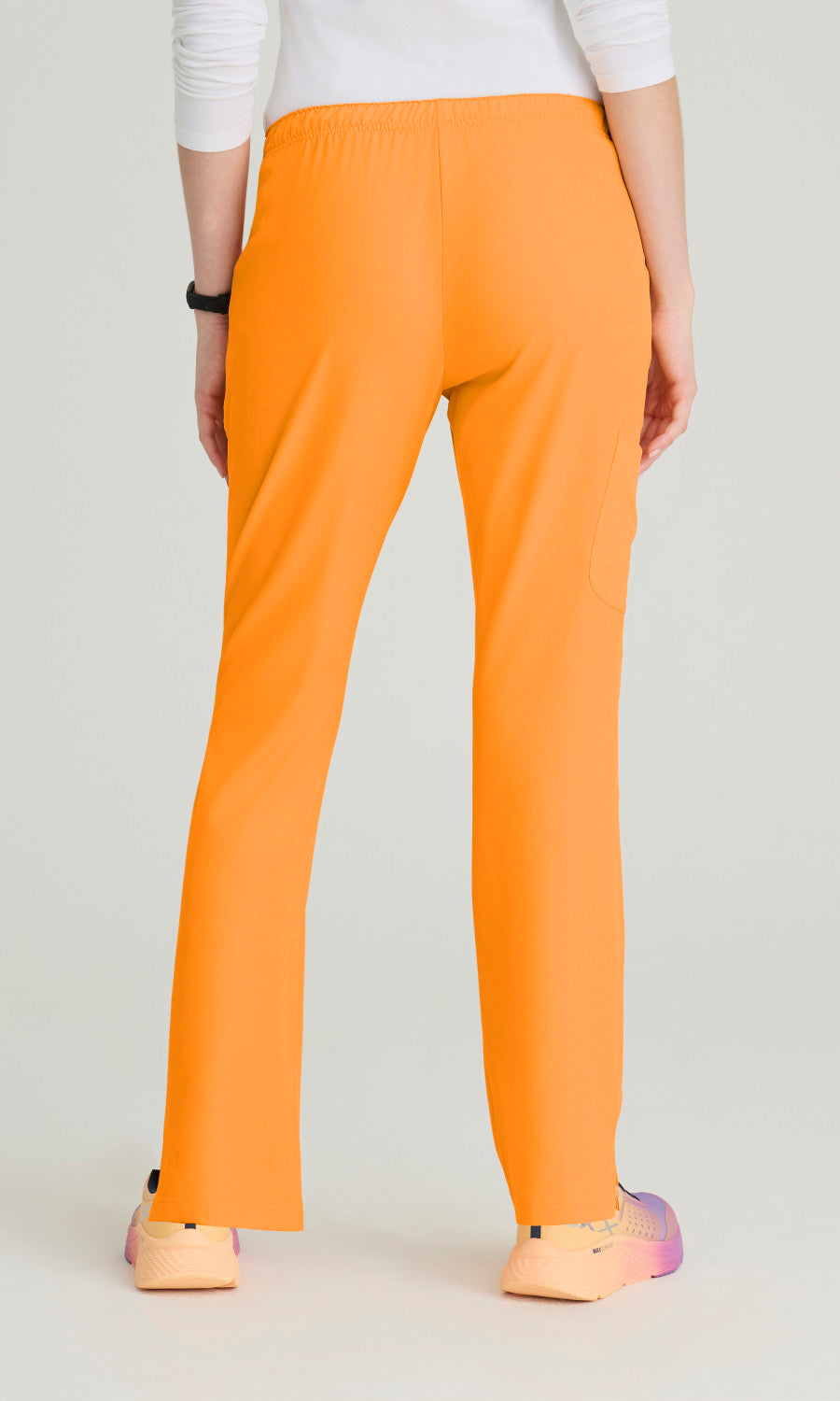 SK201P Bright Marigold Back