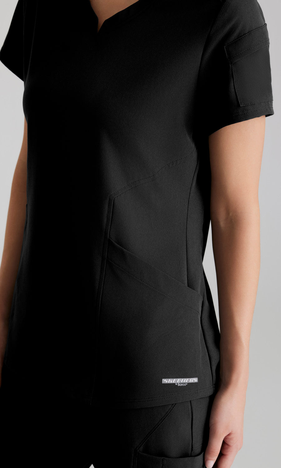 SKT225 Black Detail