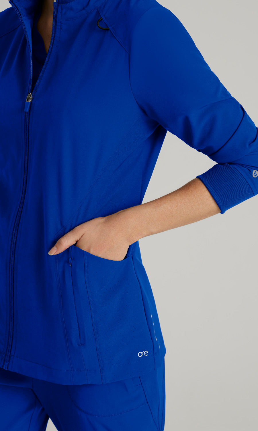 BOW894 Cobalt Detail