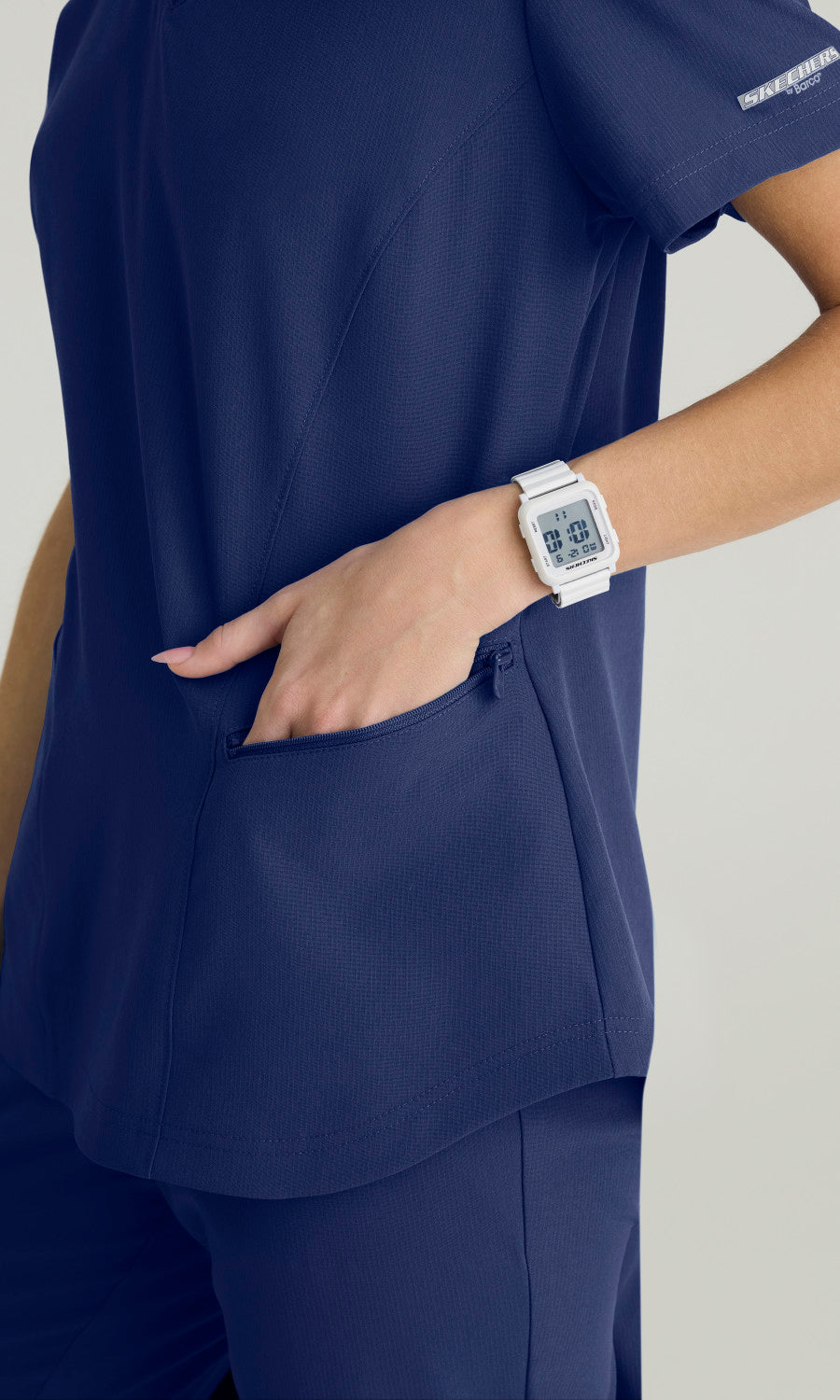 SKT092 Navy Detail